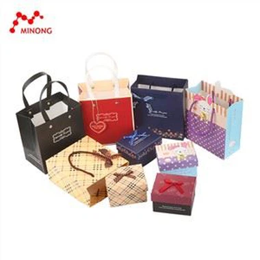 Cajas de dulces pequeñas impresas con dibujos animados